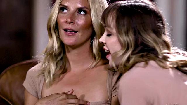 Dyke bitches love fingering hardcore b4 eating pussies