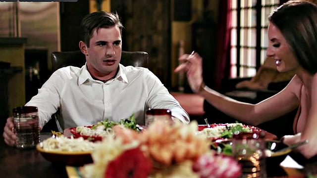 три силиконовые тётки устроили горячую тройку вместо ужина