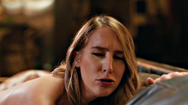 MODERN-DAY SINS - Horny Cadence Lux Lets Cuckold Husband Watch While She's Fucking Buddy