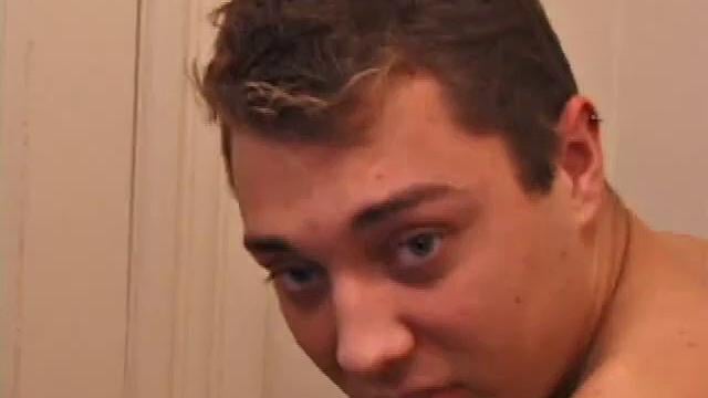 Jake Havoc starts by beating off to a gay porn video, while inserting various sized lubed dildos up his ass. Then he demonstrates his self-sucking skills, before shooting a warm load all over his face.