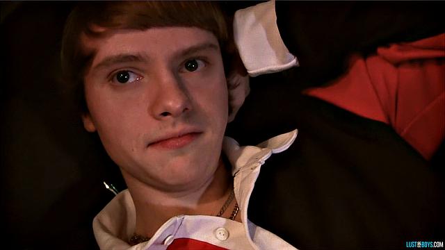 Sporty Twink Lewis Gets Sucked Off - Lewis Taylor