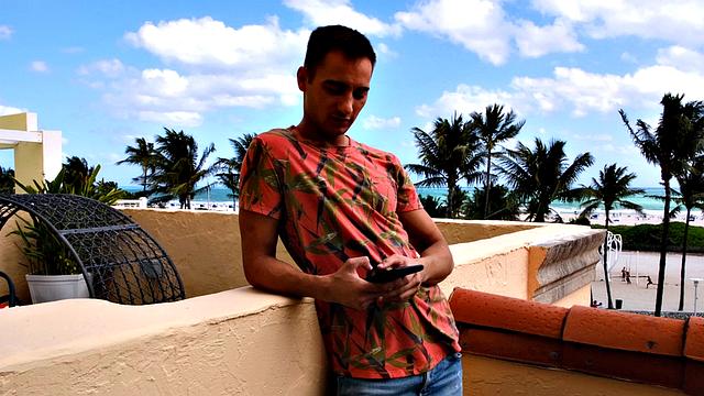 Diana Eisley: Sexting Up