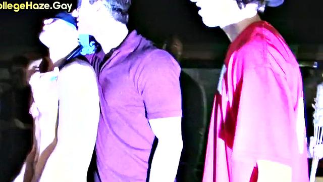 Straight real analbanging in dorm party