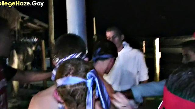 Straight real analbanging in dorm party