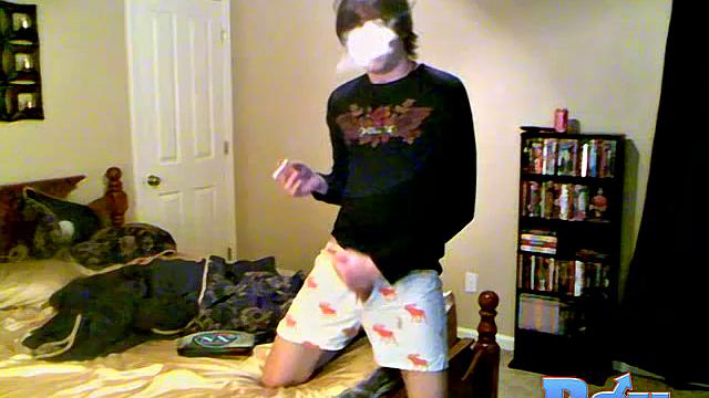 Trace Comes Home Alone &amp;amp; Jacks Off - Trace