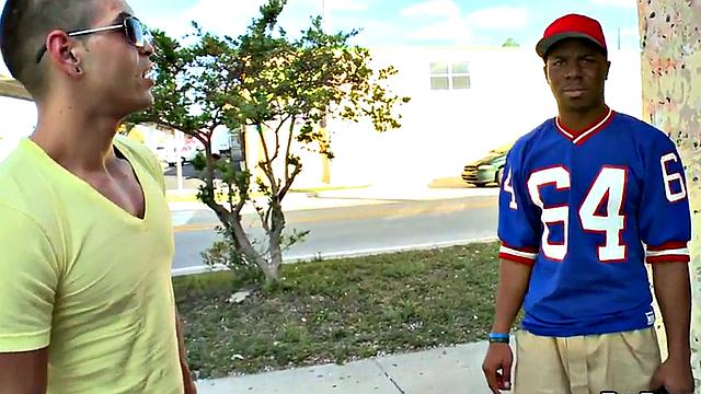 Bareback anal pounding for pierced interracial stud in glasses