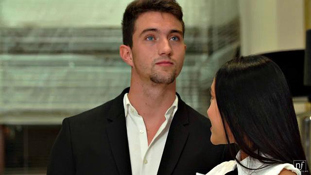 Sealing The Deal - S45:E24