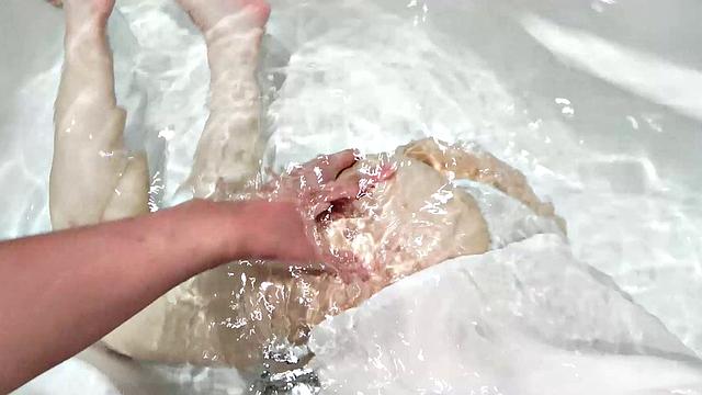 Sexy Asuka Suzumura wears office lady clothes and wants to fuck