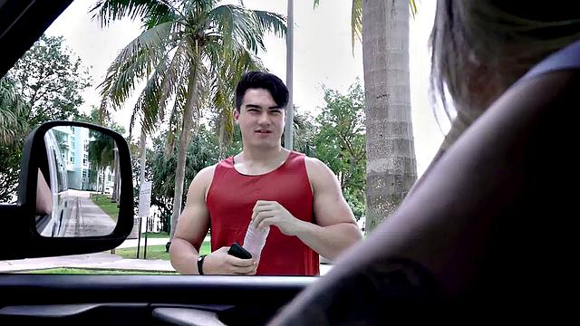 Fooled amateur str8 sucked by gay jock in public van