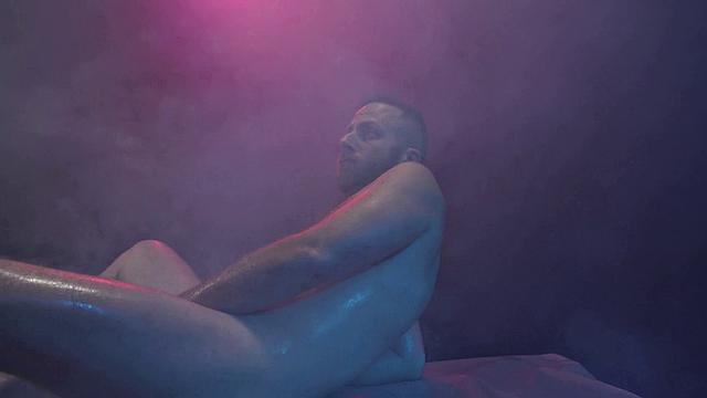 транс-блондинка арель демур отсасывает член джоэлу в космической фантазии