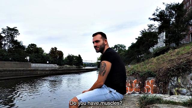 Pulled Euro Jock sucks and fucks in ass for cash