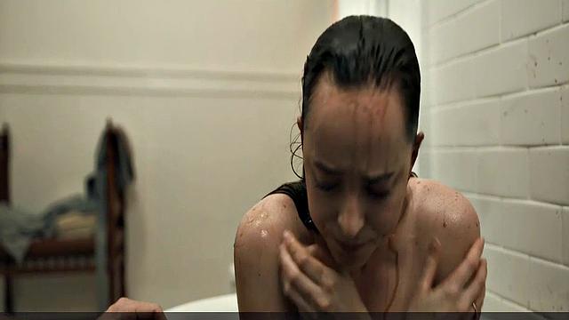 Dakota Johnson sexy in bath