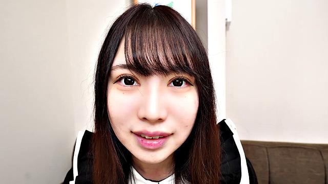 Мио Ито меняет леденцы на член, вот так поворот