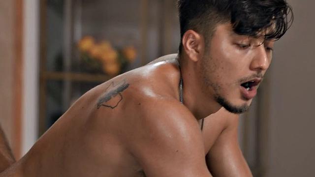 Stud enjoys fucking hard in tight anal hole