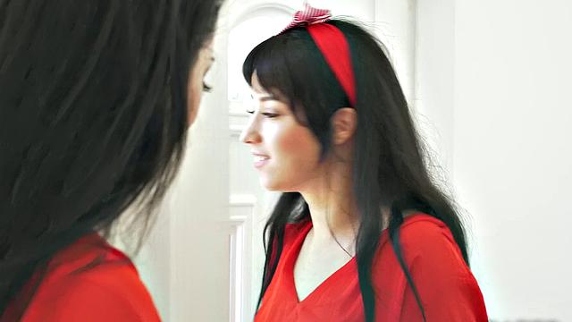 Like Stepmother, Like Stepdaughter