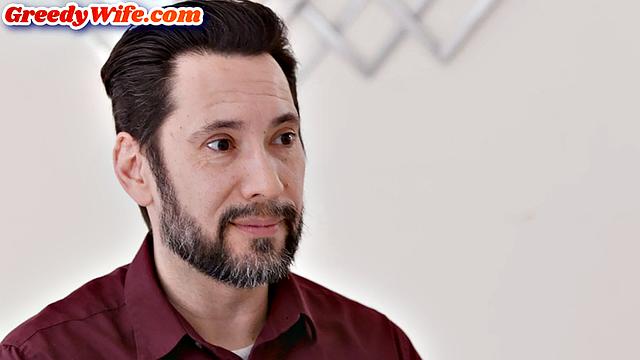 Cute Asian babe cockriding