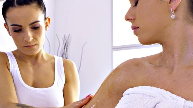 Fingering masseuse spoils her client in WAM massage