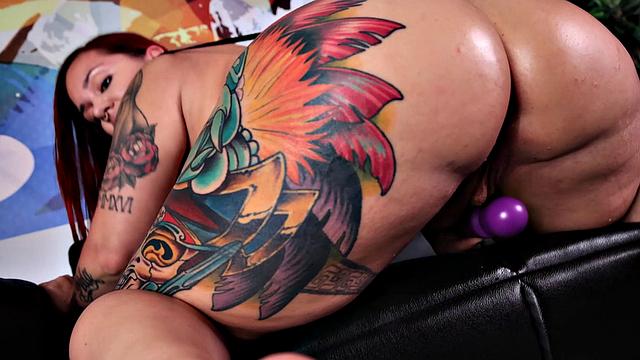 Those Curves and Tattoos Sweat in the Sexy Solo Action of Santana Red