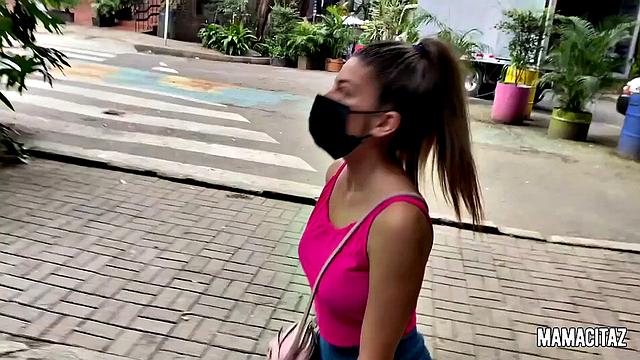 Colombian Teen In Her First Porn Movie