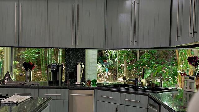 Sexy married Nickey Huntsman gets an extra private training session in the bedroom