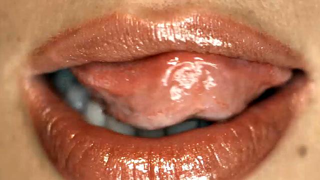 Sexy married Nickey Huntsman gets an extra private training session in the bedroom