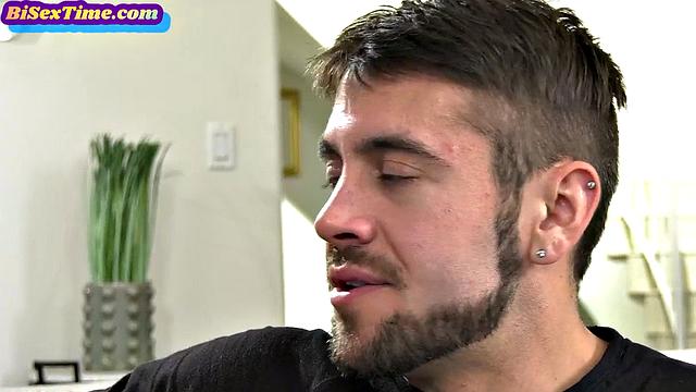 Swinger cougar handling 2 cocks