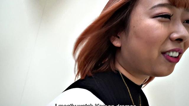 Chubby Rio gives a great footjob