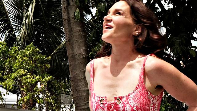 Carrie Anne with the pool boy