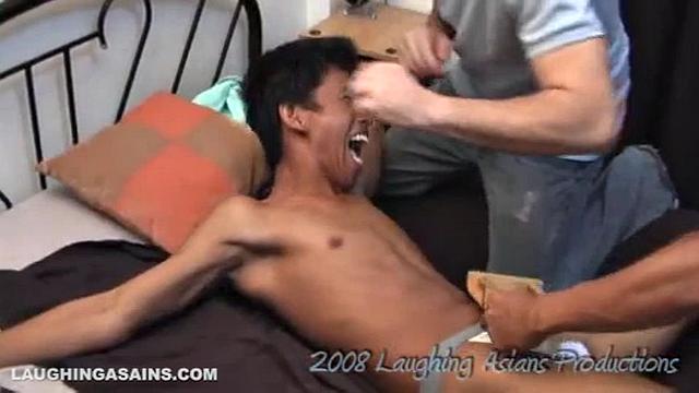 Ricky, Mike, Spike, Jose and Keno have a wild group session
