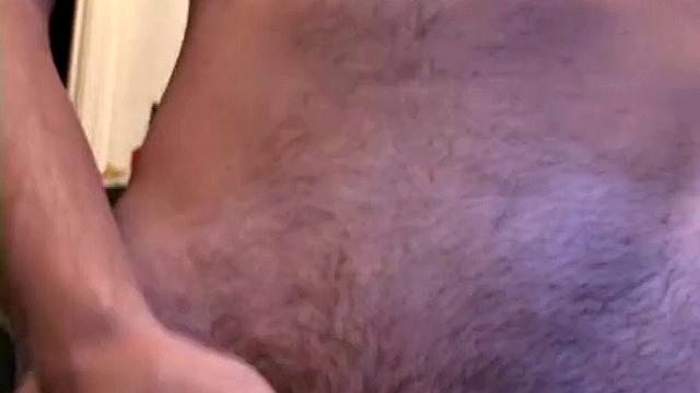 Str8 Vincenzo Stroking It