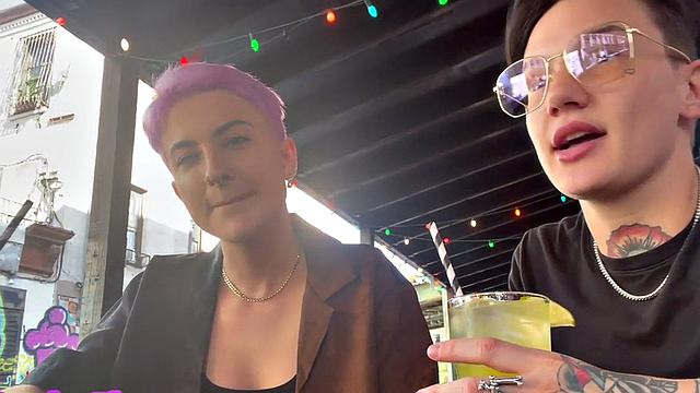 f2m тащит стропон и после свидания превращает секс в цирк