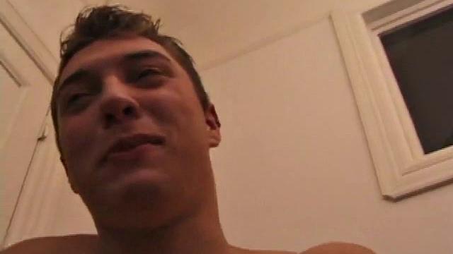 Jake Havoc starts off jerking off to a gay porn video and inserting various sized lubed dildos up his young ass. Then he demonstrates his self-sucking skills, before shooting a cum load all over his face.