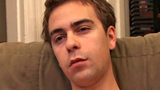 Straight Boy Vincenzo Jerking