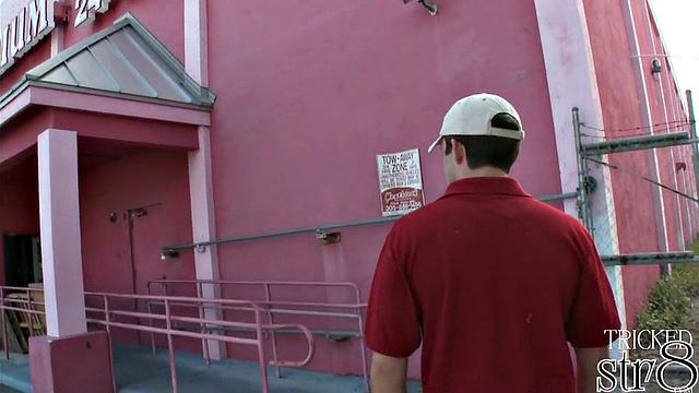 Athletic straight stud gets intense surprise at the glory hole with a hung gay guy