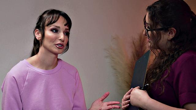 GIRLSWAY - Gorgeous Masseuse Leana Lovings Gives Busty Lexi Luna A Massage ToRemember