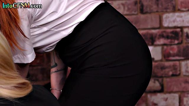 Classy CFNM babes give HJ to old guy