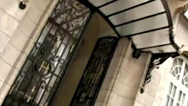 Macho Diego Vicente brings flowers to Juan Romero, and while he's putting them in water the two can't resist some spontaneous sex. Juan and Diego trade blowjobs, and then Diego fucks Juan from behind.