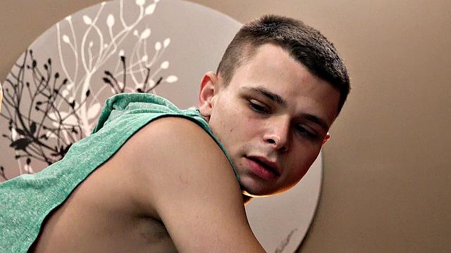 Seduced petite guy fucked by nice dick in anal hole