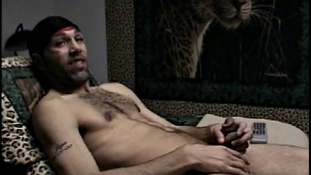 Straight Enrique Wants Head