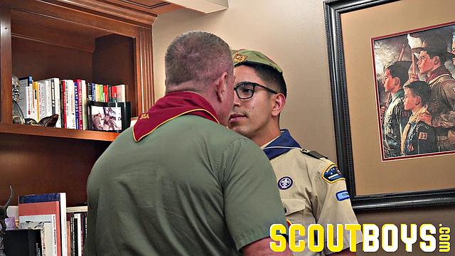 Скаут Мило клянётся, а потом захлебывается чужим достоинством