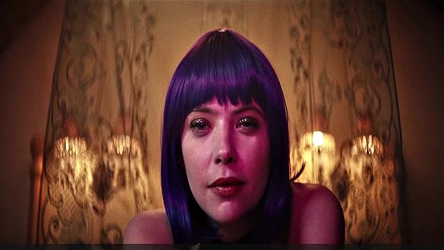 Ashley Benson is Sexy and Hot