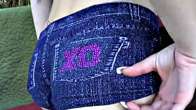 Close teen clit gets warm and moist