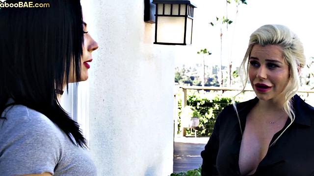 Big ass babe and busy MILF pussypounded in threesome