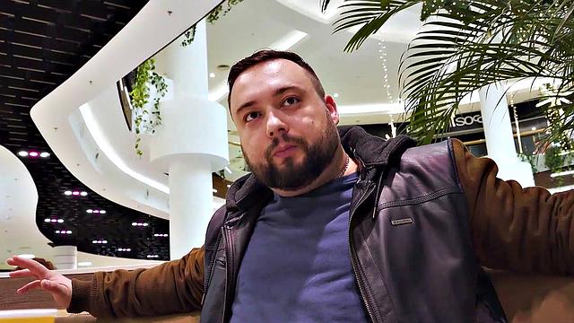 HUNT4K. Boyfriend isnt against sex of his girlfriend and rich stranger