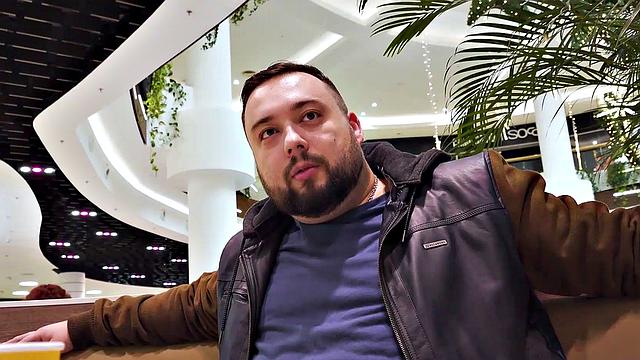 HUNT4K. Boyfriend isnt against sex of his girlfriend and rich stranger