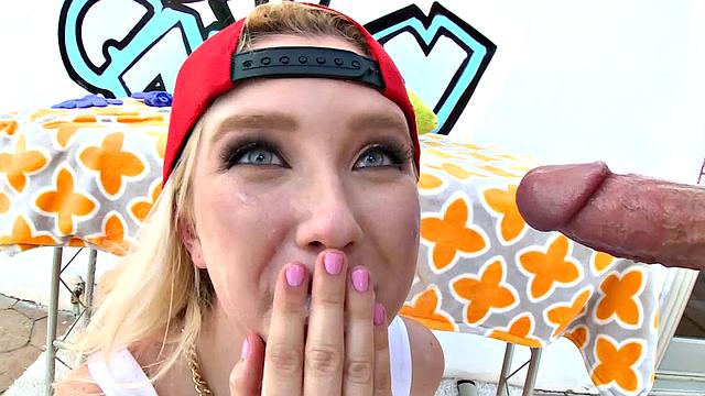 Samantha Gets A Royal Ass