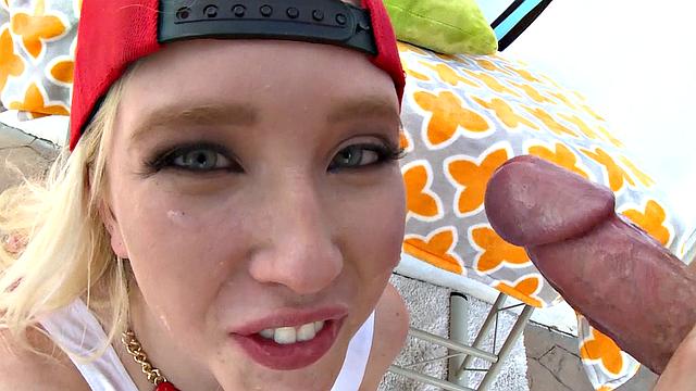 Samantha Gets A Royal Ass