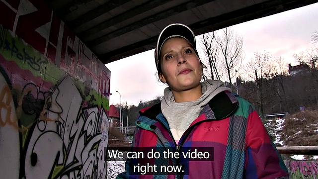 Woman Fucks A Stranger Because She Thinks She'll Be On TV