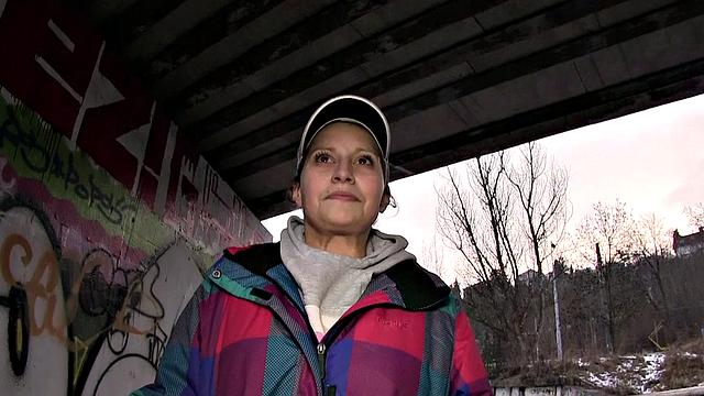 Woman Fucks A Stranger Because She Thinks She'll Be On TV