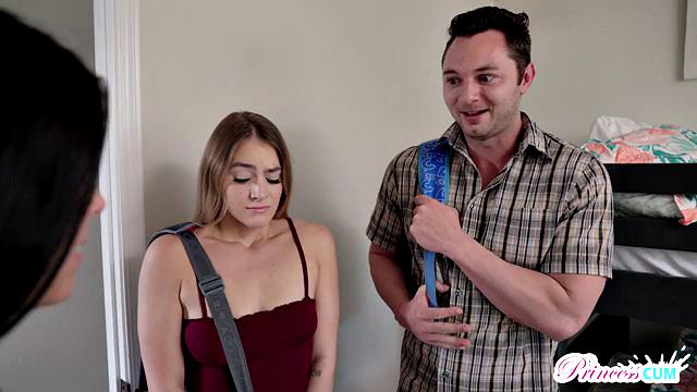 Кензи Мэдисон трахается с отчимом и получает глубокий кремпай